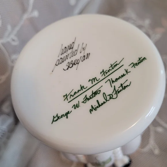 Vintage Signed Fenton Vase Hand Painted Beaded Milk Glass - Picture 9 of 12